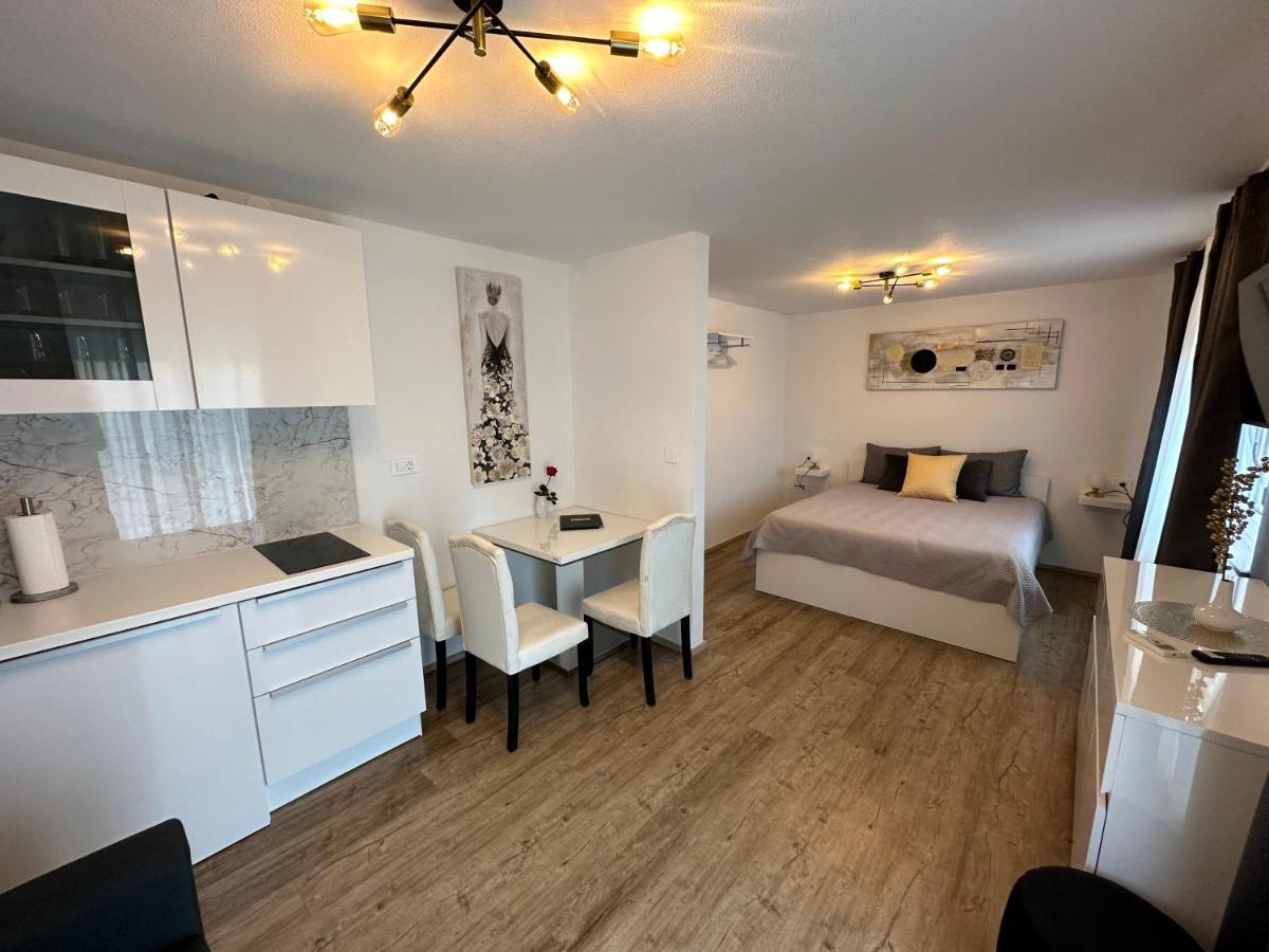 Apartmaji Melipu 1 Изола Экстерьер фото